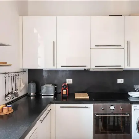 Residenza Torre Vecchiarelli - Apt 4 * Rom