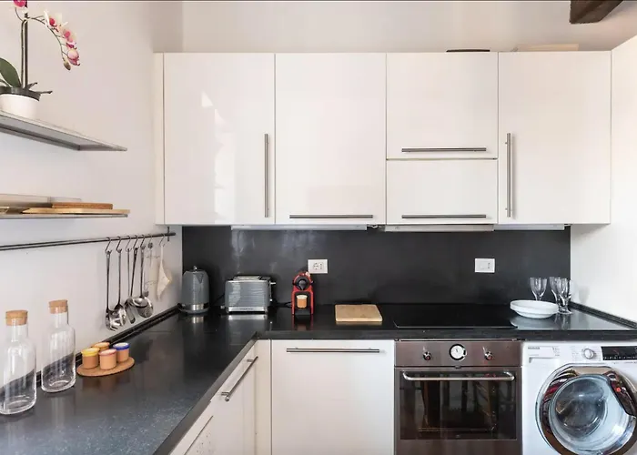 Residenza Torre Vecchiarelli - 4 * Рим