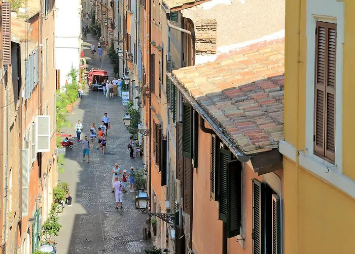 Casa de Férias Residenza Torre Vecchiarelli - 4 *